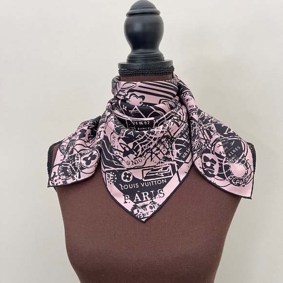 New Louis Vuitton Scarf Luggage Travel Stamps Pink Silk Wrap - Picture 10 of 14